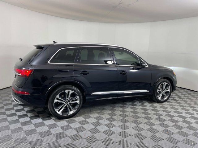 2021 Audi Q7 Premium Plus