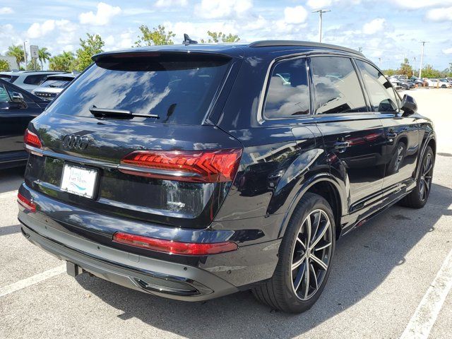 2021 Audi Q7 Premium Plus