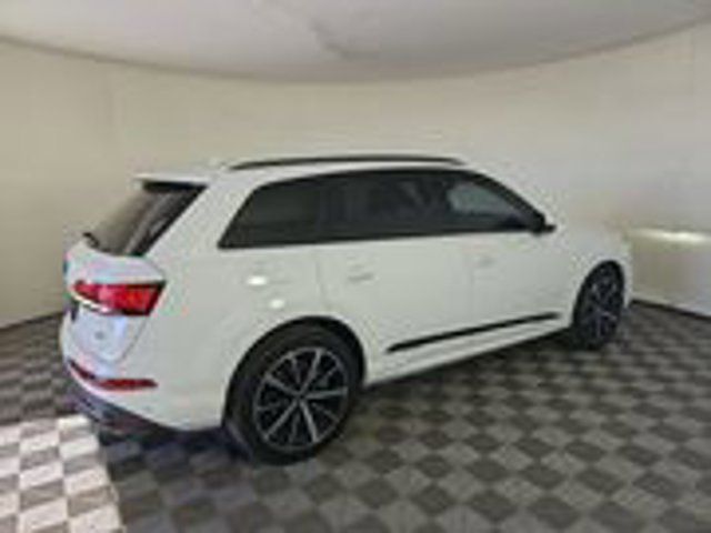 2021 Audi Q7 Premium Plus