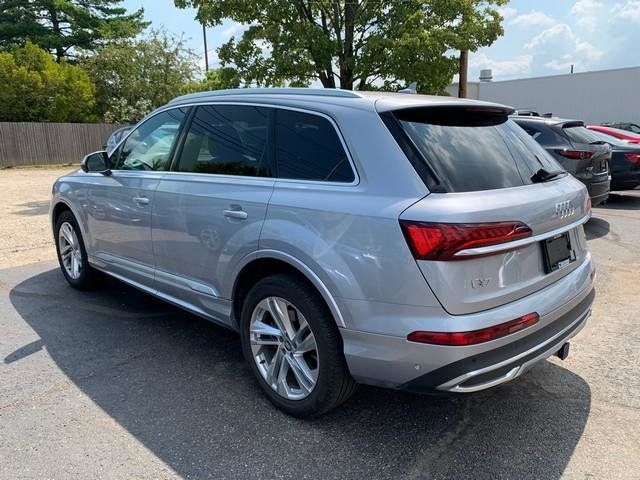 2021 Audi Q7 Premium Plus