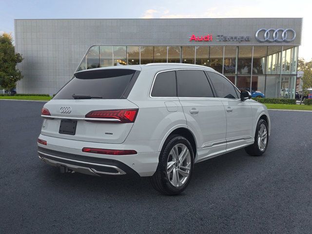 2021 Audi Q7 Premium Plus