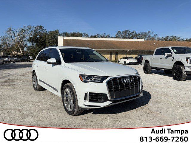 2021 Audi Q7 Premium Plus