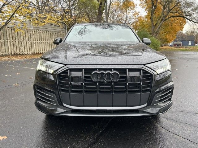 2021 Audi Q7 Premium Plus