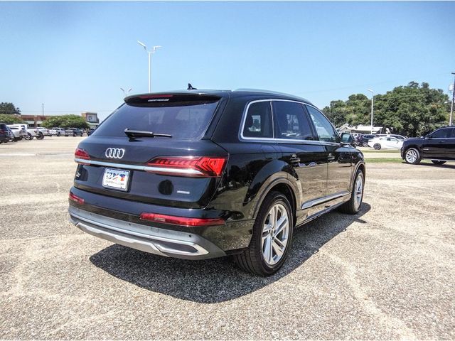 2021 Audi Q7 Premium Plus