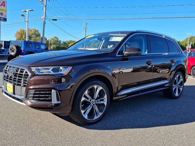 2021 Audi Q7 Premium Plus