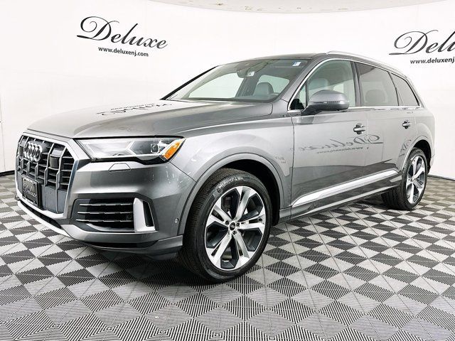 2021 Audi Q7 Premium Plus