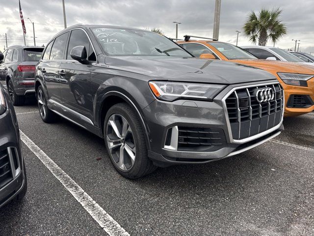 2021 Audi Q7 Premium Plus