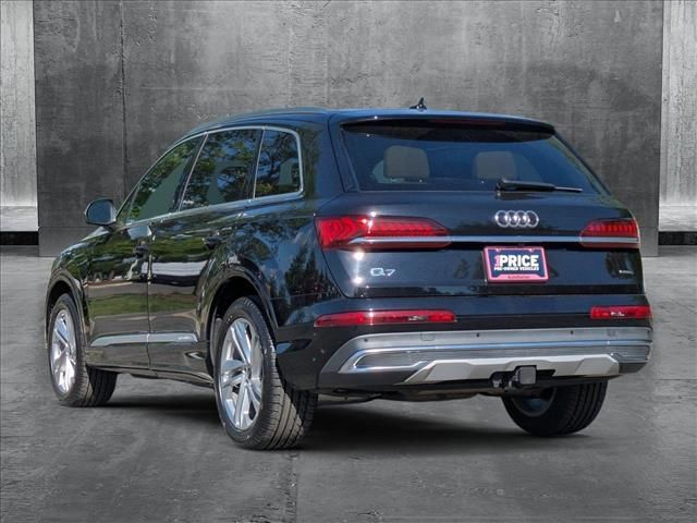 2021 Audi Q7 Premium Plus