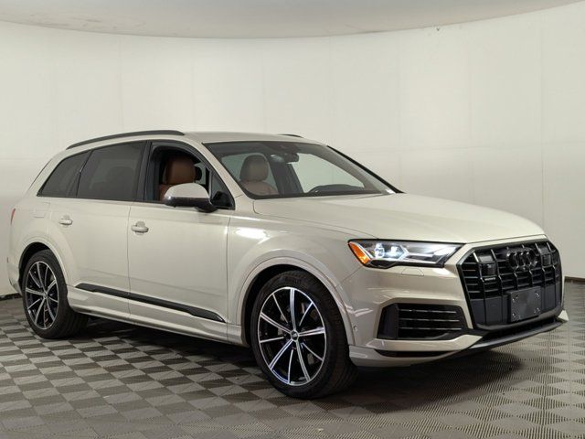 2021 Audi Q7 Premium Plus