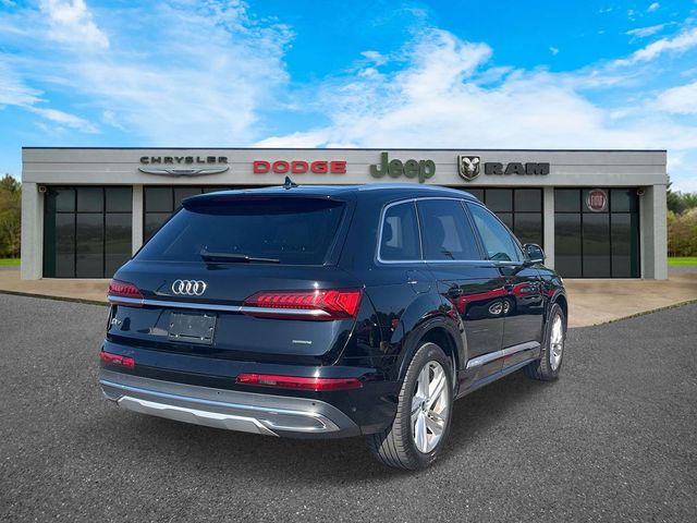 2021 Audi Q7 Premium Plus