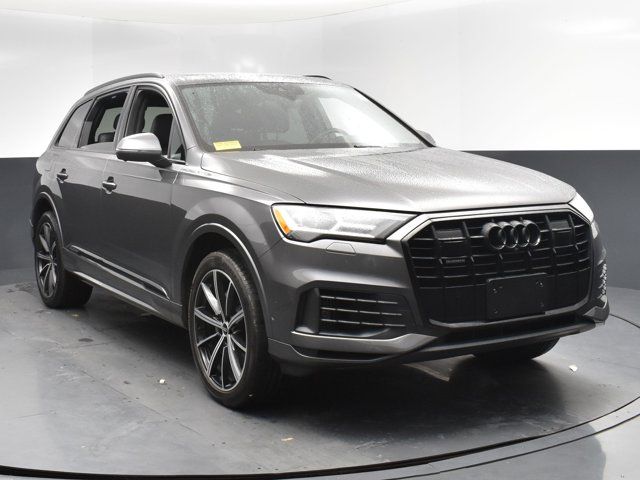 2021 Audi Q7 Premium Plus