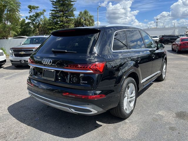 2021 Audi Q7 Premium Plus