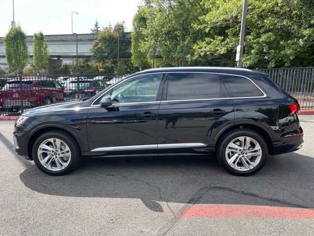 2021 Audi Q7 Premium Plus