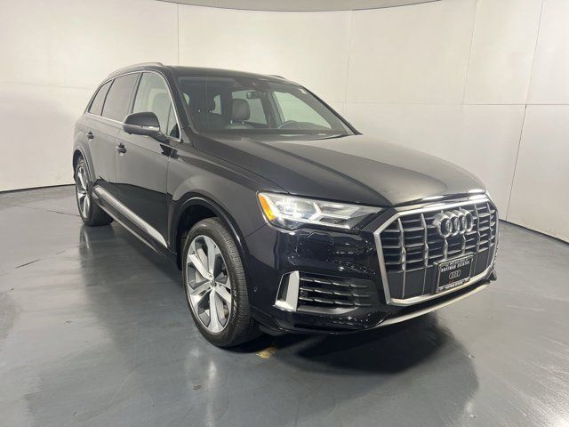 2021 Audi Q7 Premium Plus