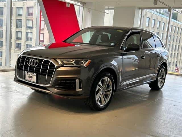 2021 Audi Q7 Premium Plus