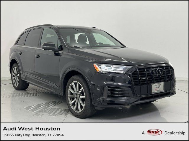 2021 Audi Q7 Premium Plus