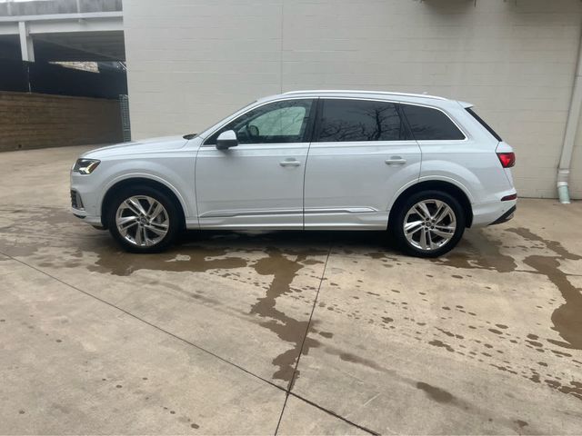 2021 Audi Q7 Premium Plus