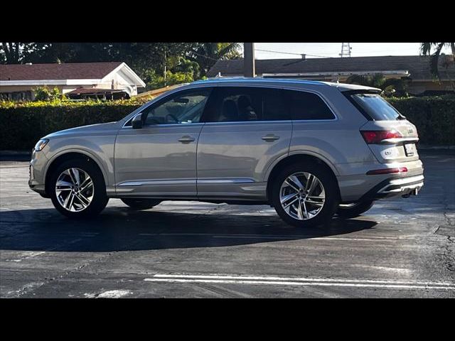 2021 Audi Q7 Premium Plus