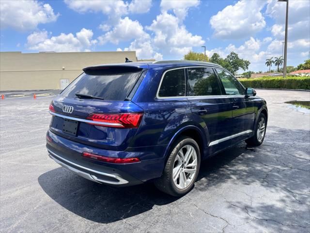 2021 Audi Q7 Premium Plus