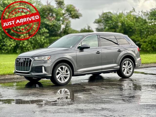 2021 Audi Q7 Premium Plus