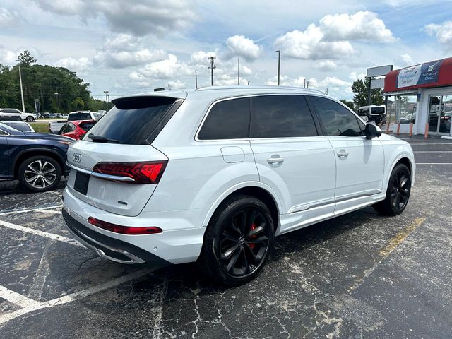 2021 Audi Q7 Premium Plus
