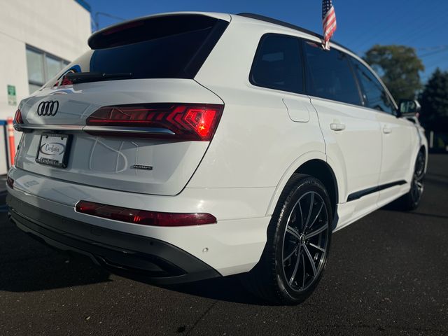 2021 Audi Q7 Premium Plus