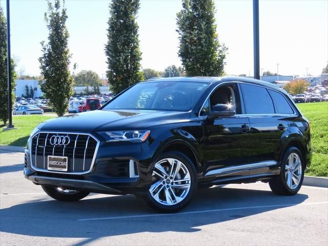 2021 Audi Q7 Premium Plus