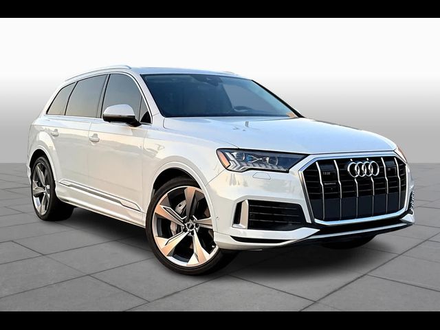 2021 Audi Q7 Prestige