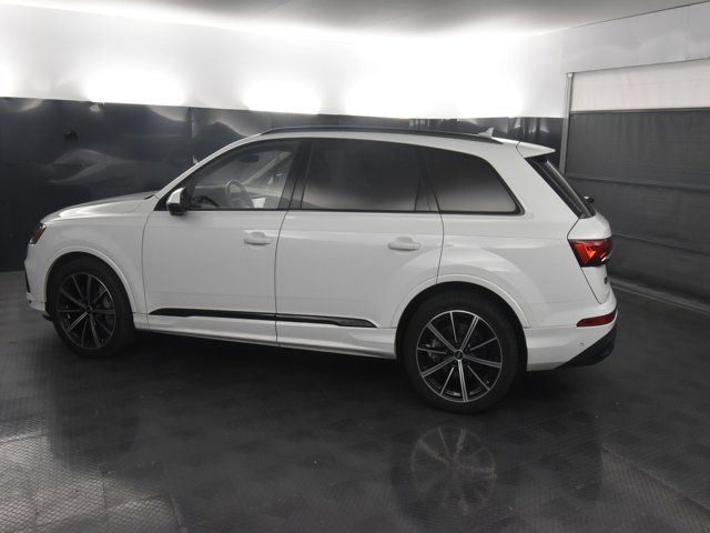 2021 Audi Q7 Prestige