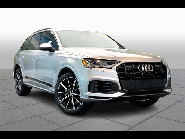 2021 Audi Q7 Prestige