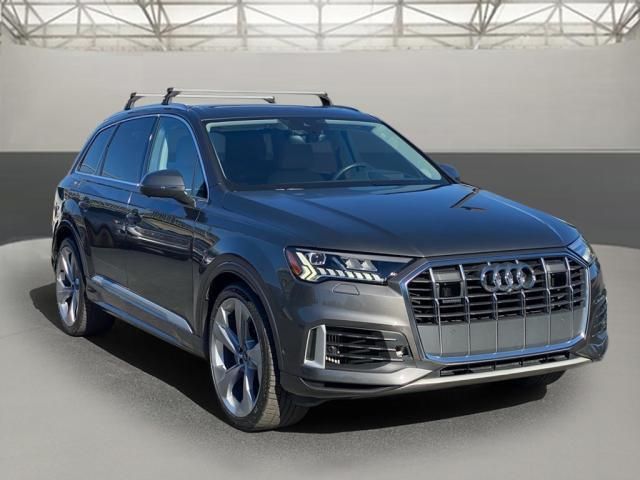 2021 Audi Q7 Prestige