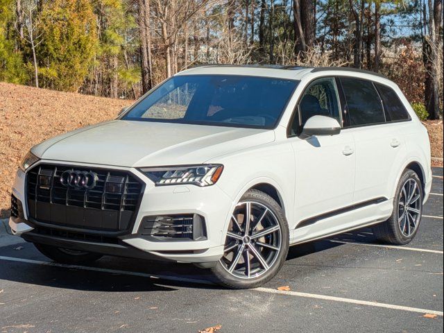 2021 Audi Q7 Prestige