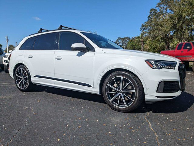 2021 Audi Q7 Prestige