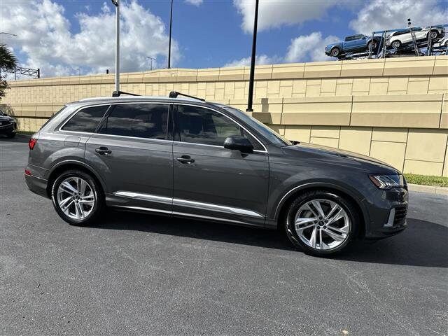 2021 Audi Q7 Prestige