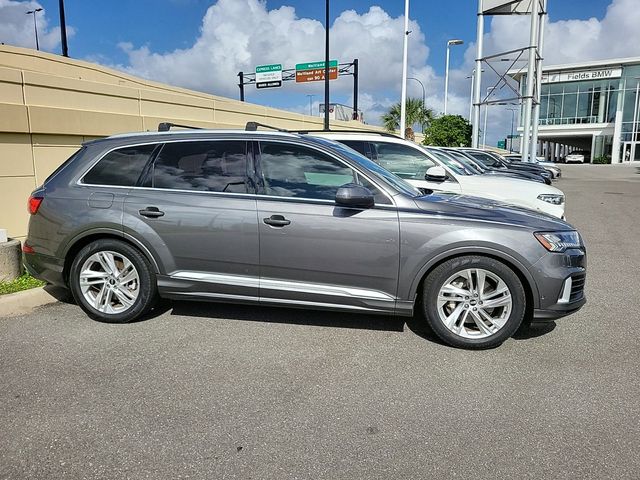 2021 Audi Q7 Prestige