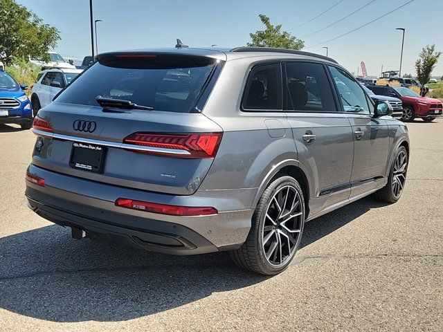 2021 Audi Q7 Prestige