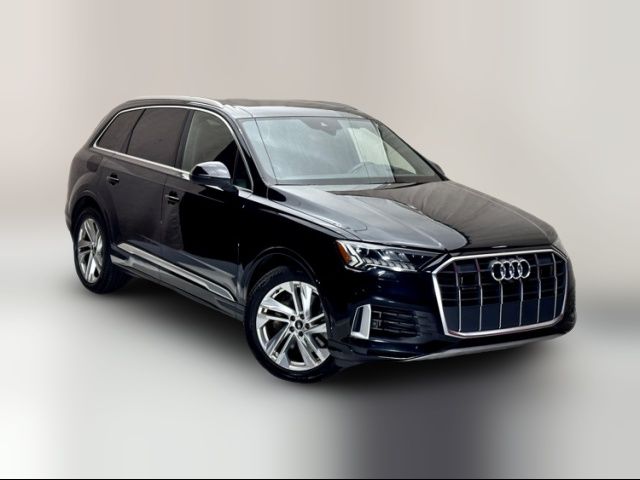 2021 Audi Q7 Prestige