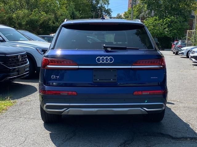 2021 Audi Q7 Premium