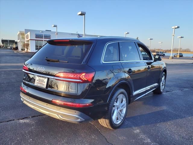 2021 Audi Q7 Premium Plus