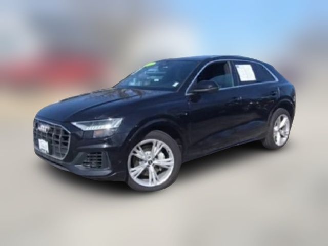 2021 Audi Q8 Premium Plus