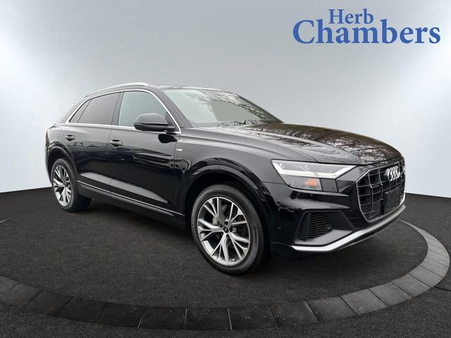 2021 Audi Q8 Premium Plus