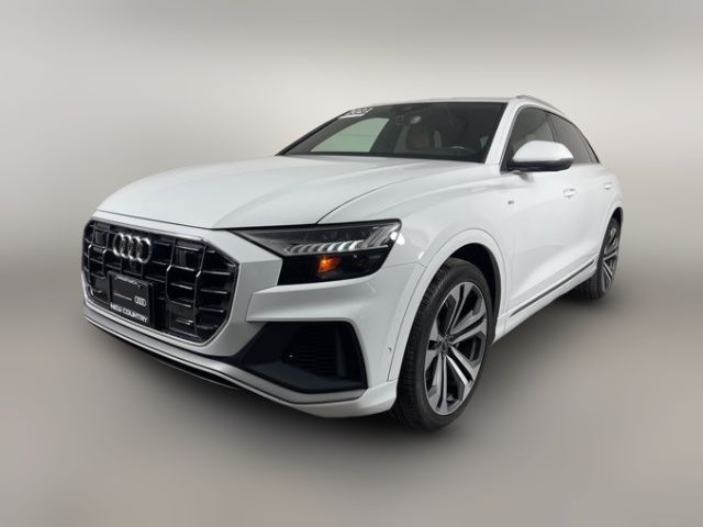 2021 Audi Q8 Premium Plus