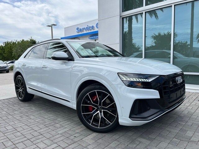 2021 Audi Q8 Premium Plus