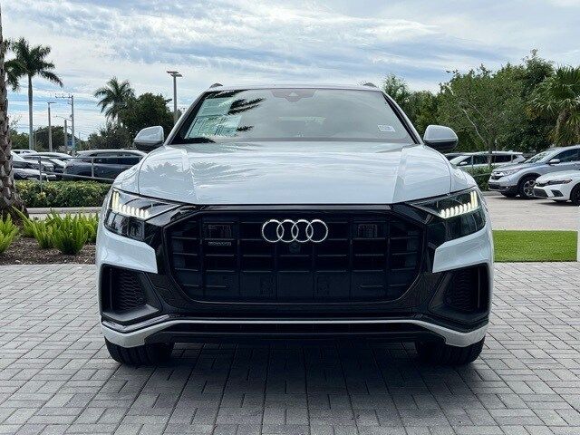 2021 Audi Q8 Premium Plus