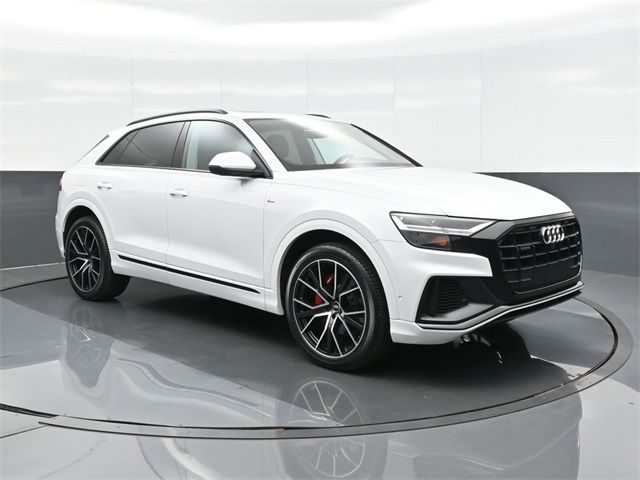 2021 Audi Q8 Premium Plus