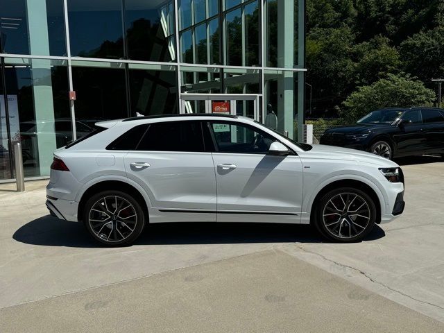 2021 Audi Q8 Premium Plus