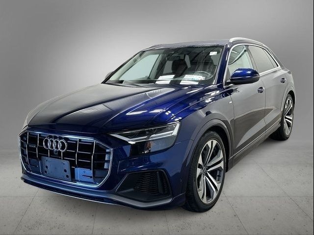 2021 Audi Q8 Premium Plus