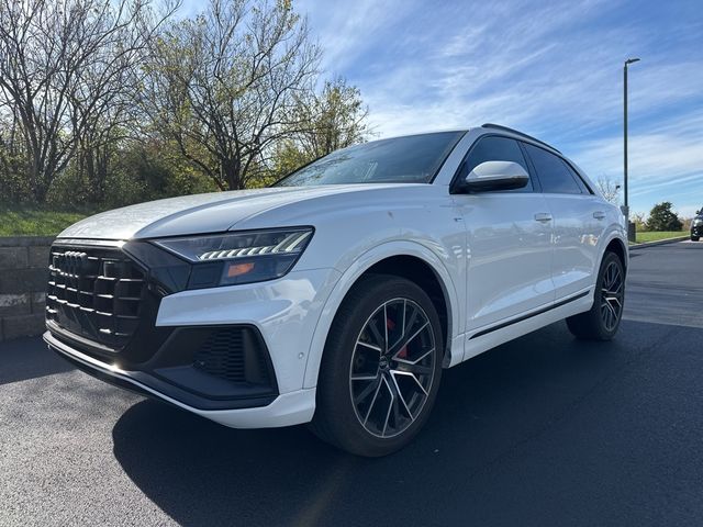 2021 Audi Q8 Prestige