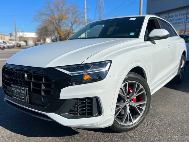 2021 Audi Q8 Premium