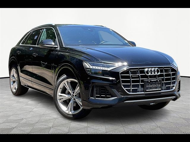 2021 Audi Q8 Premium Plus